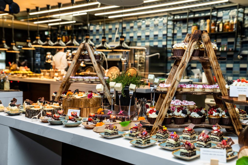 Vánoce a Silvestr v pražském hotelu Marriott a restauraci The Artisan