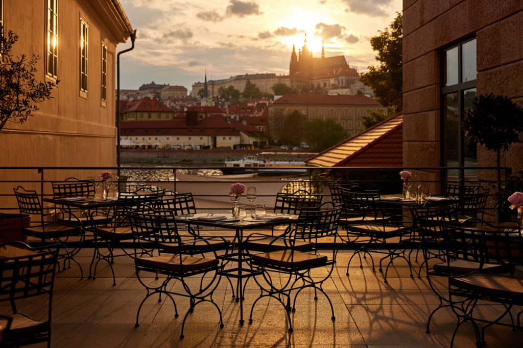 Four Seasons Hotel Prague získal pět hvězd ve Forbes Travel Guide 2024